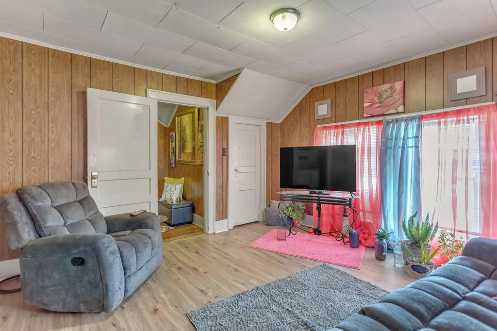 1405 Highland Avenue Columbia TN 38401
