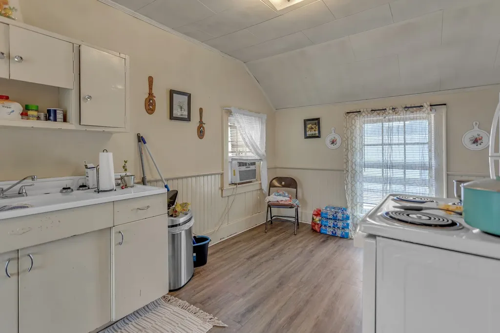 1405 Highland Avenue Columbia TN 38401