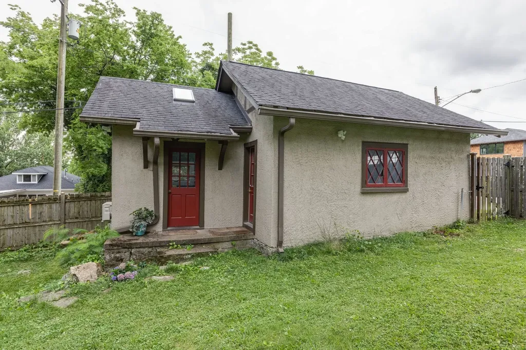 1715 Cedar Lane Nashville TN 37212