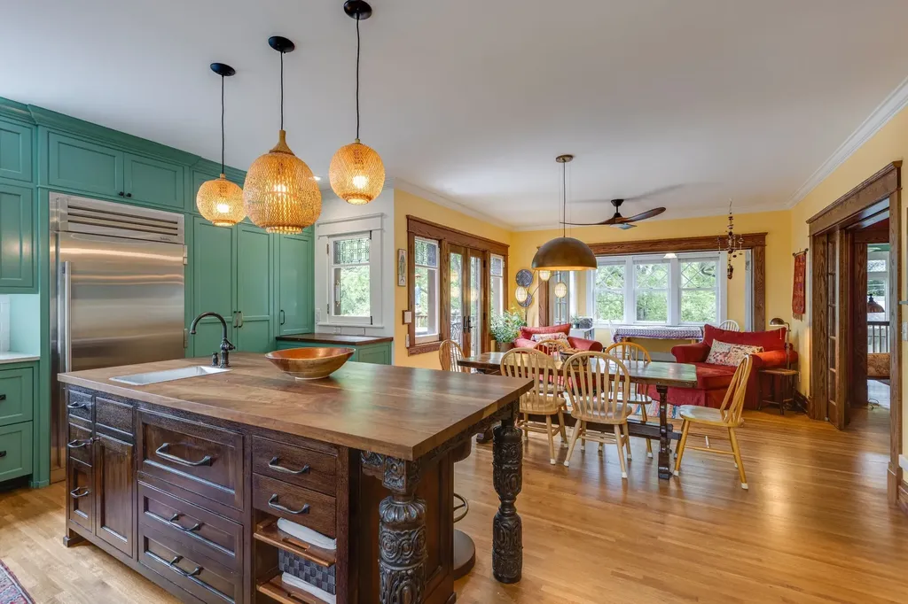 1715 Cedar Lane Nashville TN 37212