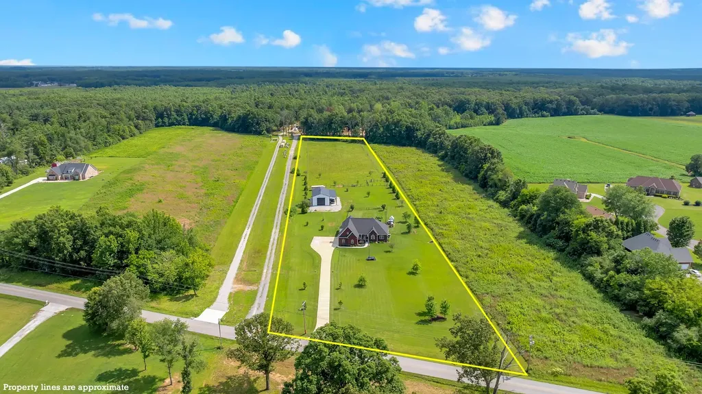 1469 Ledford Mill Road Tullahoma TN 37388