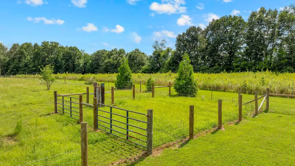 1469 Ledford Mill Road Tullahoma TN 37388
