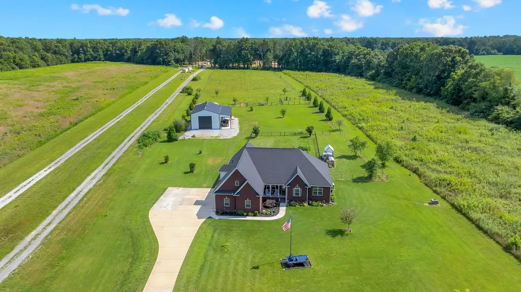 1469 Ledford Mill Road Tullahoma TN 37388