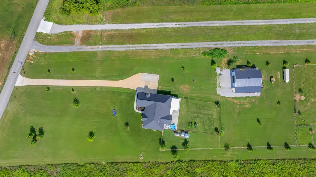 1469 Ledford Mill Road Tullahoma TN 37388