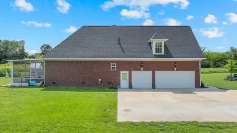 1469 Ledford Mill Road Tullahoma TN 37388