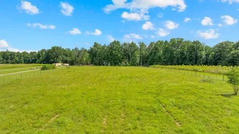 1469 Ledford Mill Road Tullahoma TN 37388
