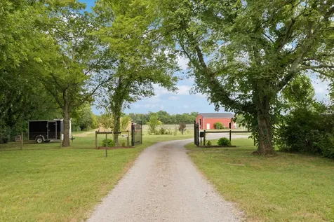 5303 Eagleville Pike Eagleville TN 37060
