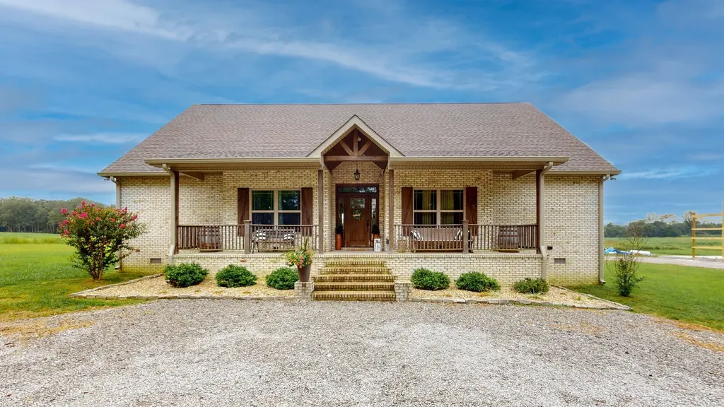 1318 Old Seminary Road Manchester TN 37355
