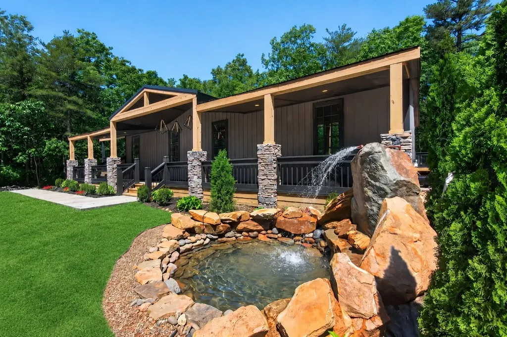 226 1st Street Altamont TN 37301