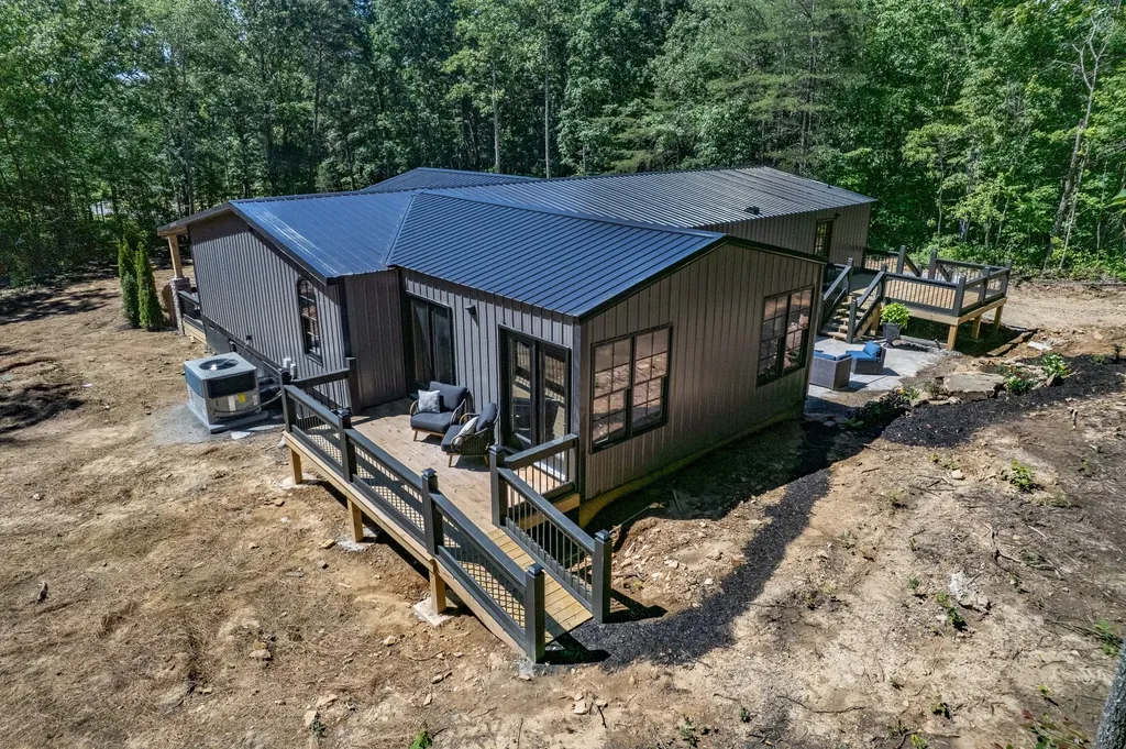 226 1st Street Altamont TN 37301