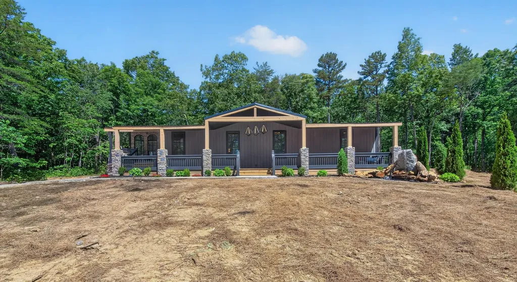 226 1st Street Altamont TN 37301
