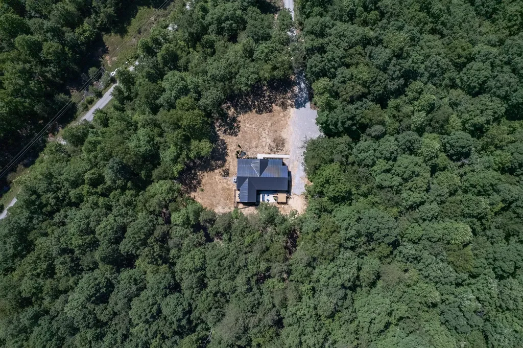 226 1st Street Altamont TN 37301