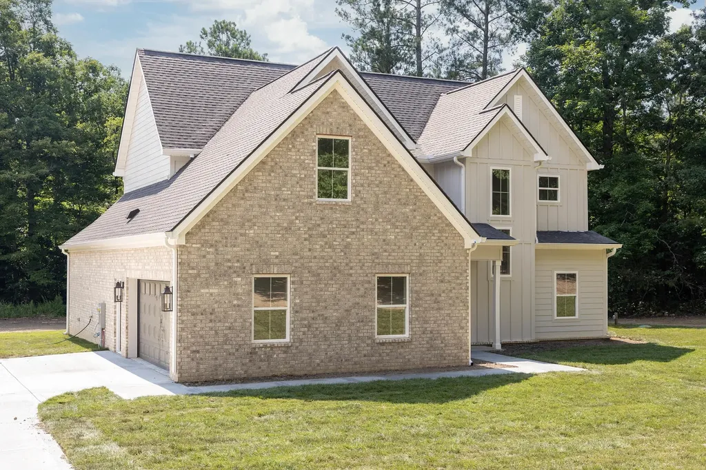 11 Dreamfield Drive Soddy Daisy TN 37379