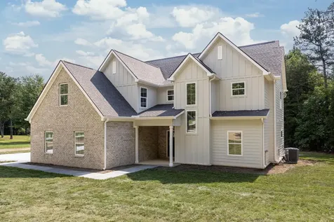 11 Dreamfield Drive Soddy Daisy TN 37379