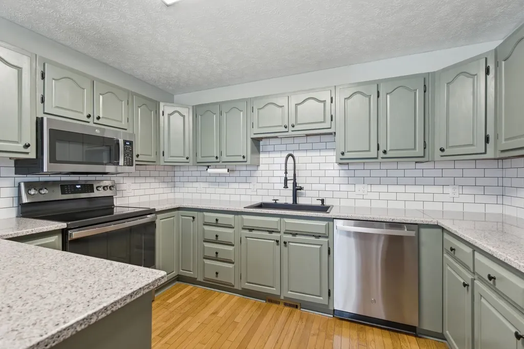 671 Circle Drive Manchester TN 37355