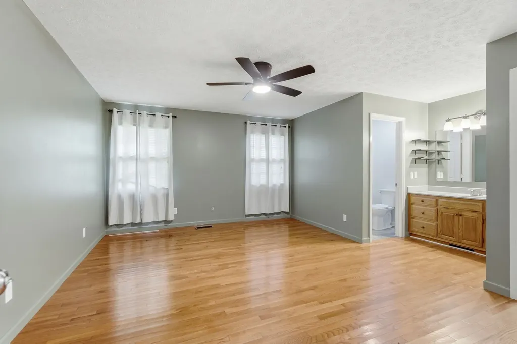 671 Circle Drive Manchester TN 37355