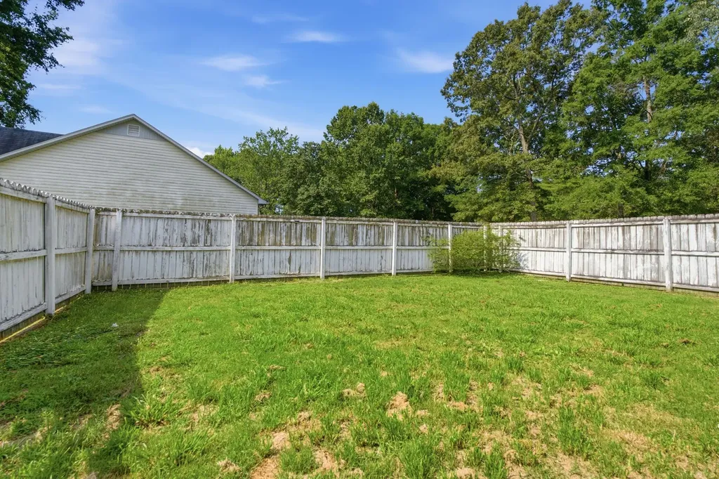 671 Circle Drive Manchester TN 37355