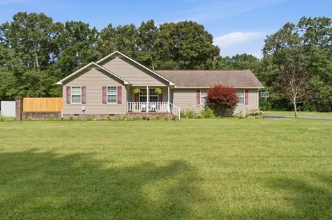 671 Circle Drive Manchester TN 37355