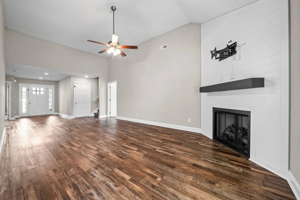 247 Dugger Drive Clarksville TN 37042