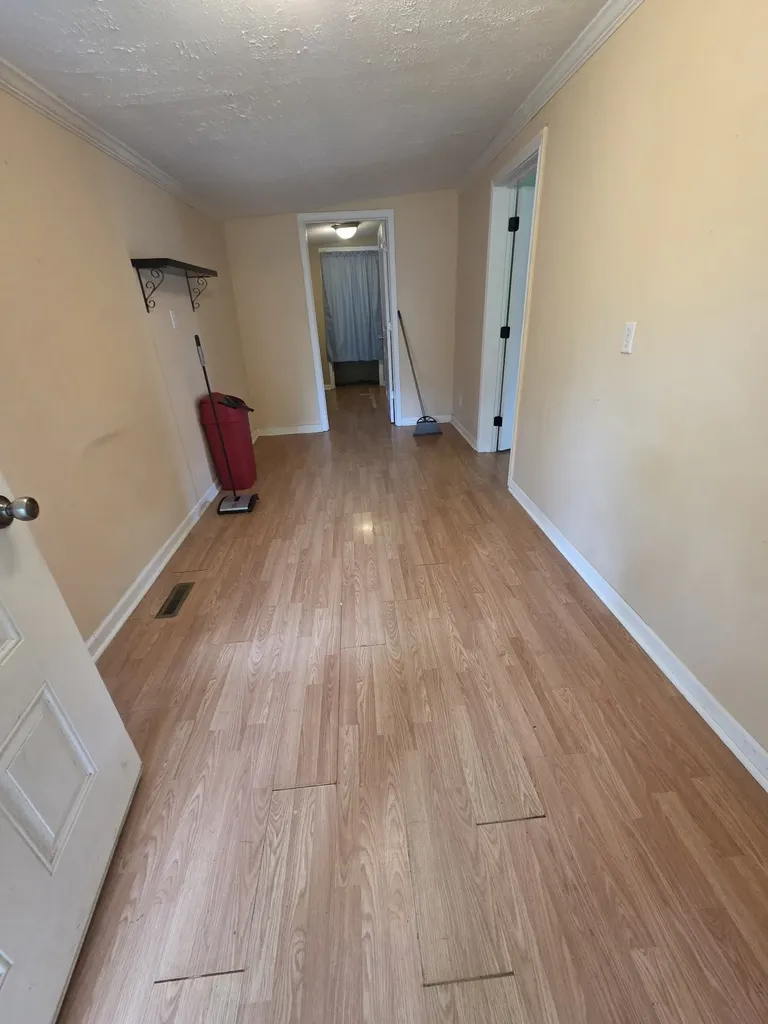 848 N Hurricane Creek Road Mc Ewen TN 37101