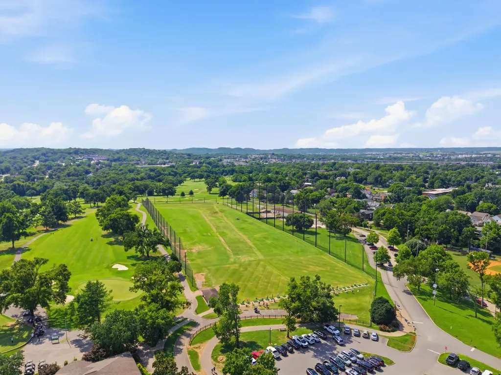 4425 Westlawn Drive Nashville TN 37209
