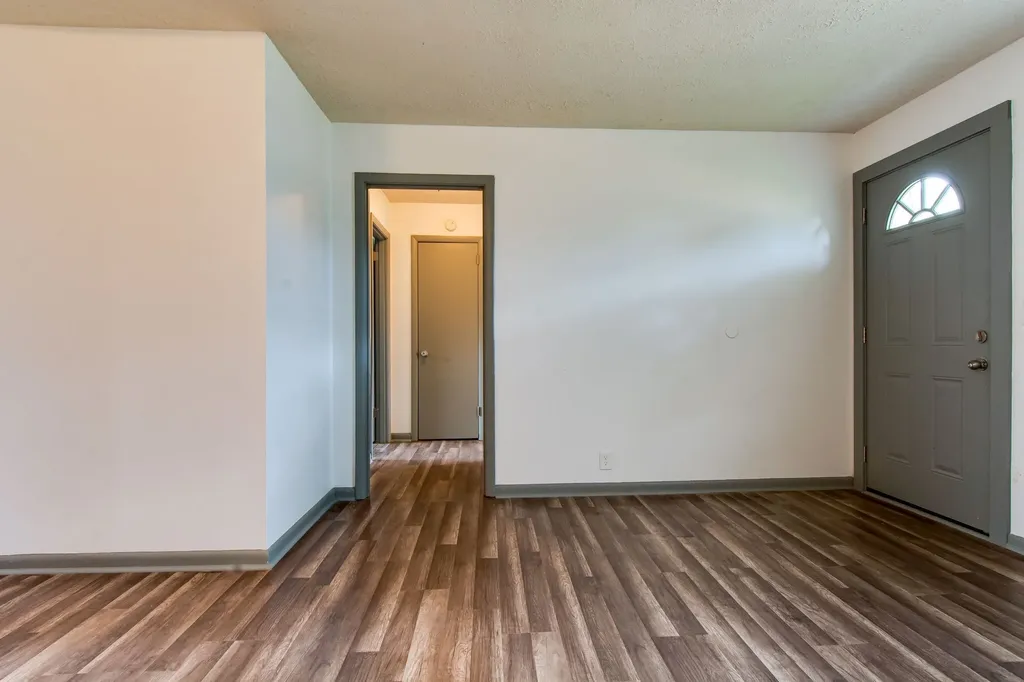 1733 17th Ave, N Nashville TN 37208