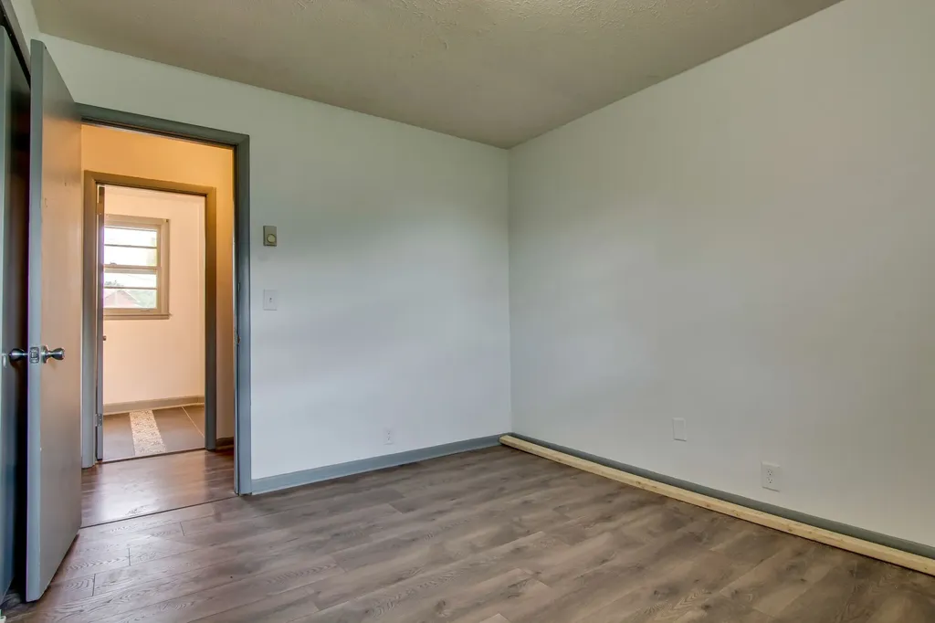 1733 17th Ave, N Nashville TN 37208