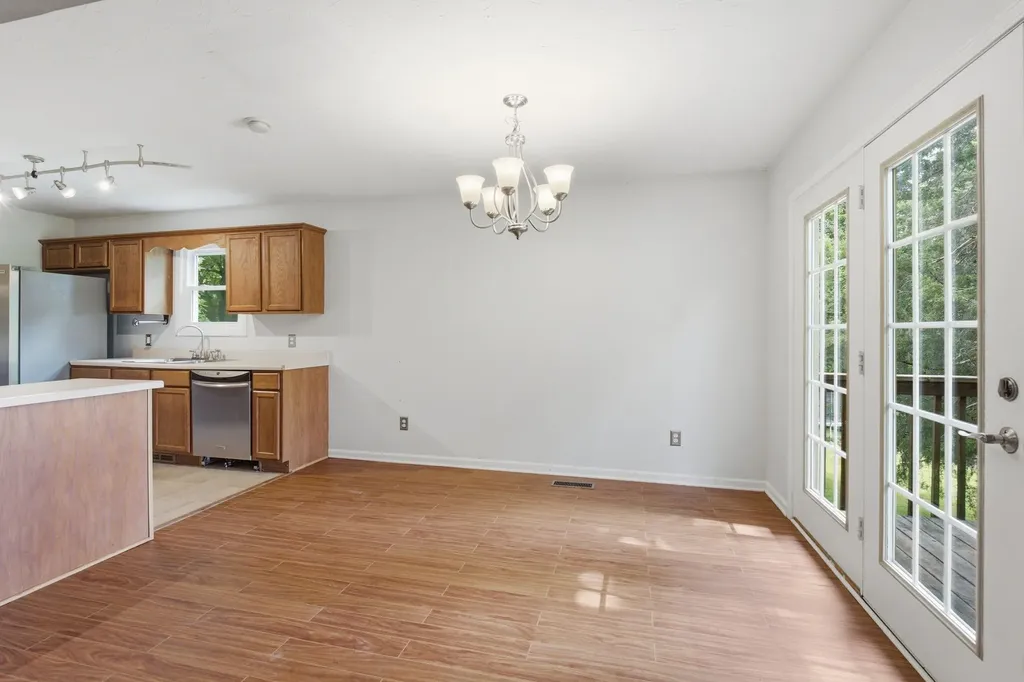 1208 Jason Circle Ashland City TN 37015