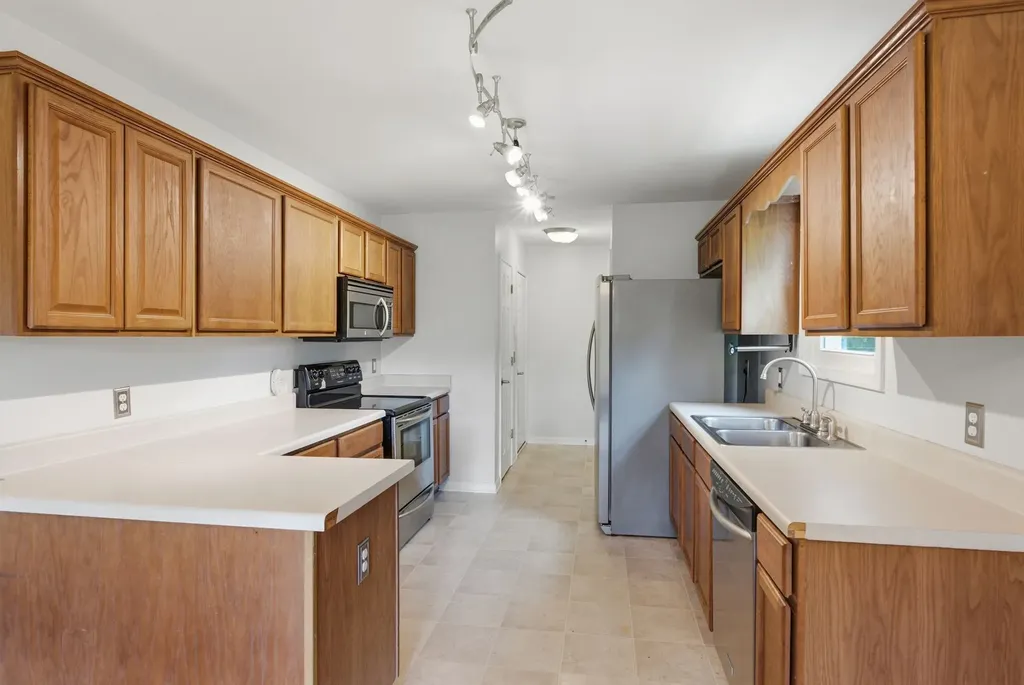 1208 Jason Circle Ashland City TN 37015