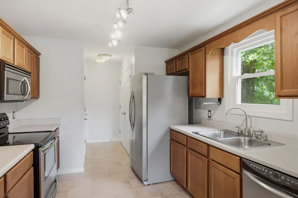 1208 Jason Circle Ashland City TN 37015