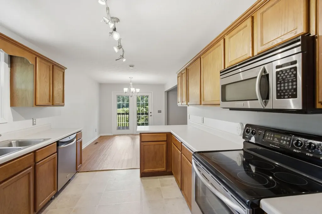 1208 Jason Circle Ashland City TN 37015