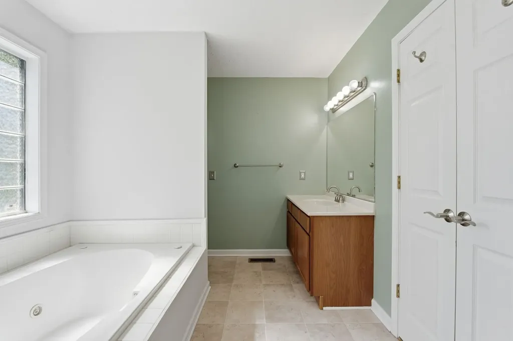 1208 Jason Circle Ashland City TN 37015