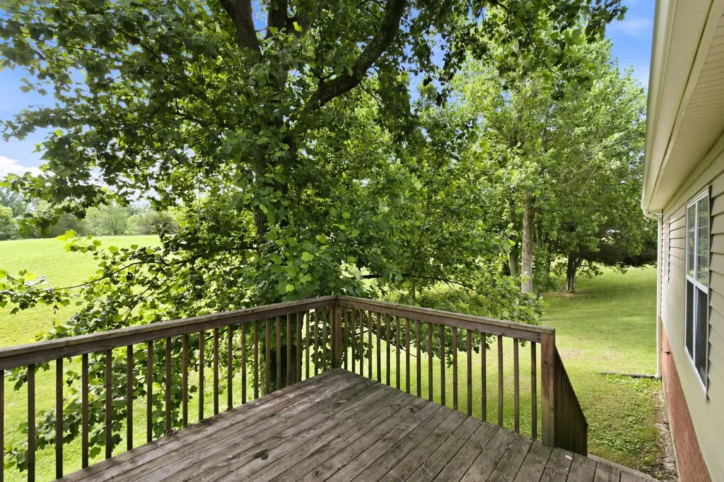 1208 Jason Circle Ashland City TN 37015