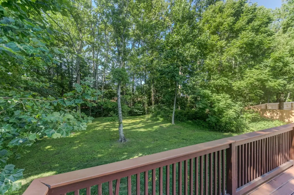 300 Artesa Drive White House TN 37188