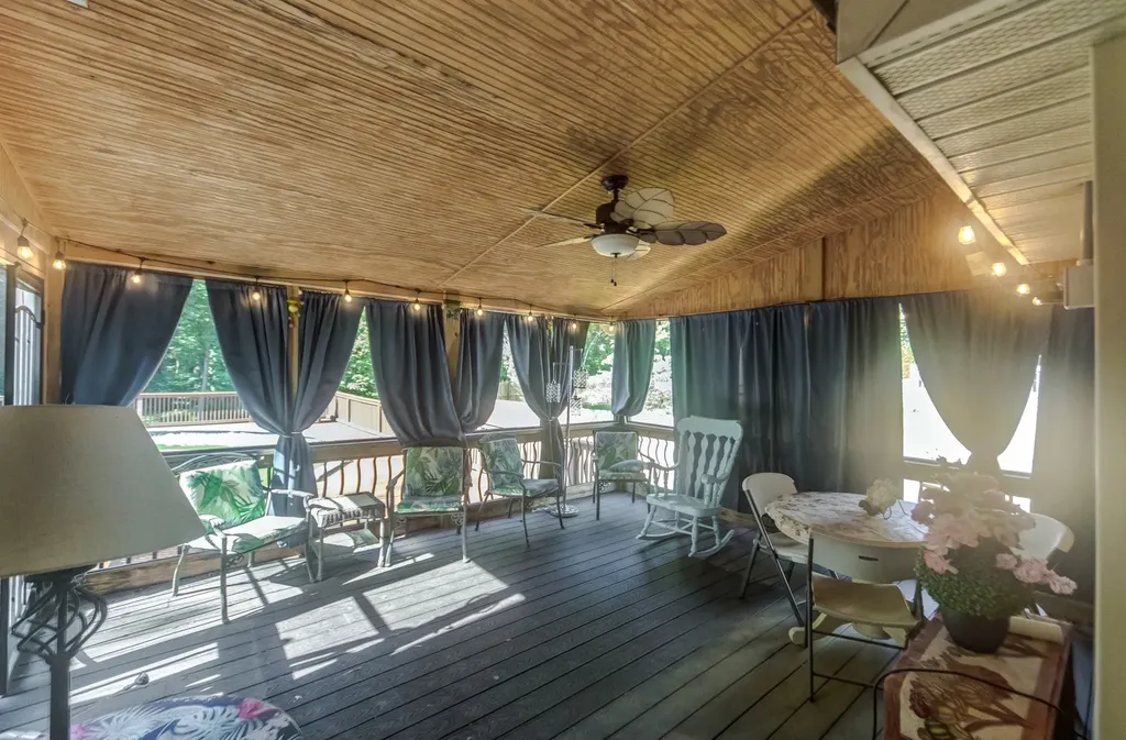 300 Artesa Drive White House TN 37188