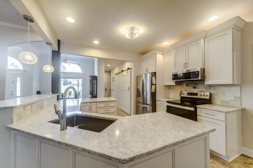 300 Artesa Drive White House TN 37188