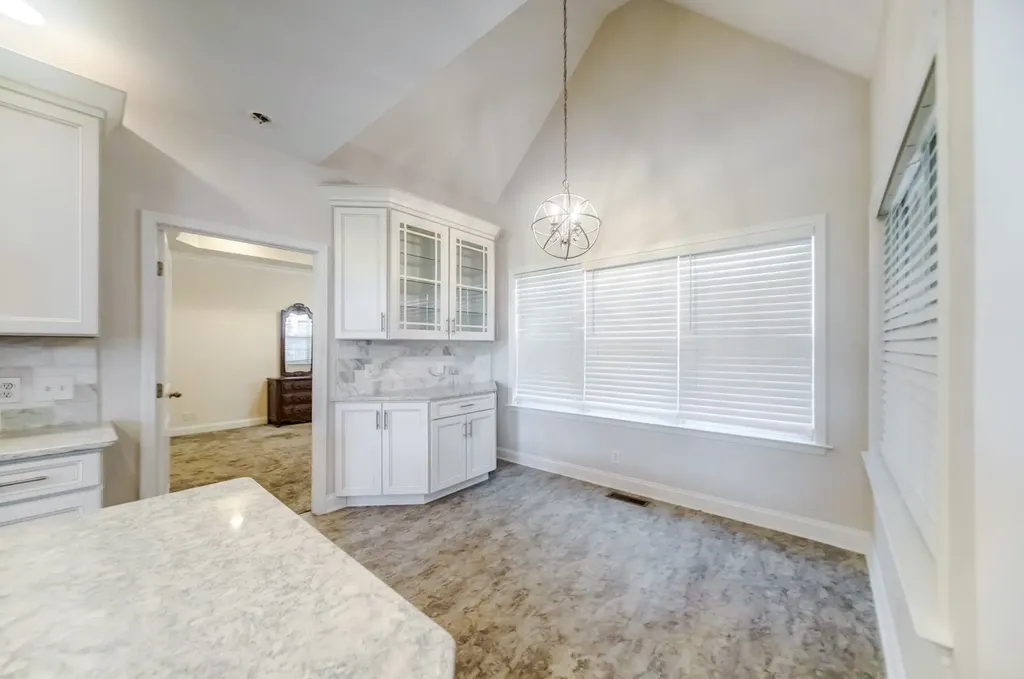 300 Artesa Drive White House TN 37188