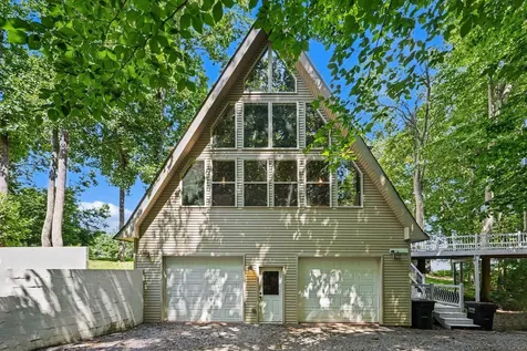 2275 Hanestown Road Westmoreland TN 37186