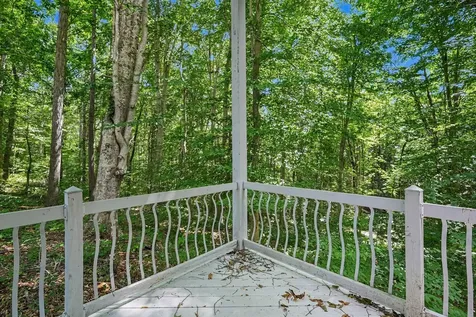 2275 Hanestown Road Westmoreland TN 37186