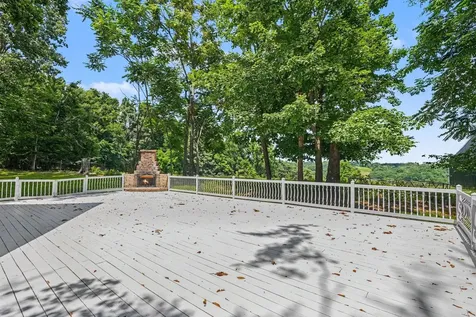 2275 Hanestown Road Westmoreland TN 37186