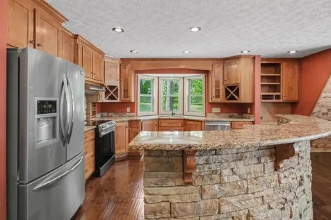 2275 Hanestown Road Westmoreland TN 37186
