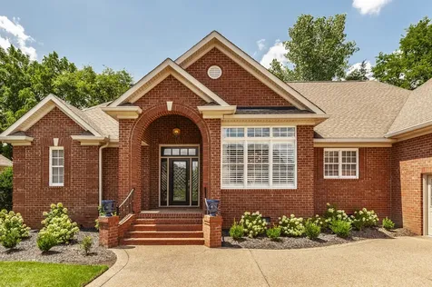 138 Saranac Trail Hendersonville TN 37075