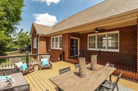138 Saranac Trail Hendersonville TN 37075