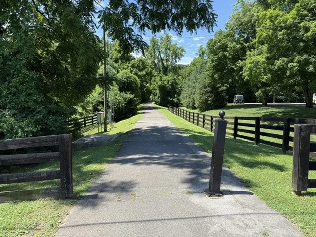 6308 Kingsbury Drive Brentwood TN 37027