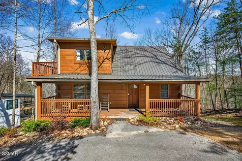 745 Ski View Lane Pigeon Forge TN 37876