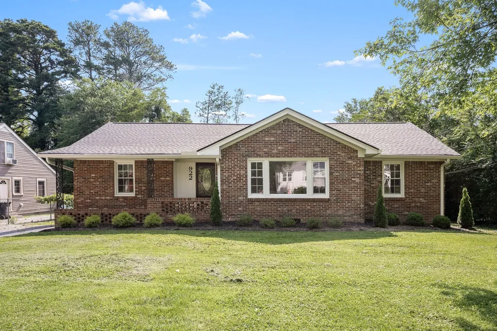 922 Mckellar Drive Tullahoma TN 37388