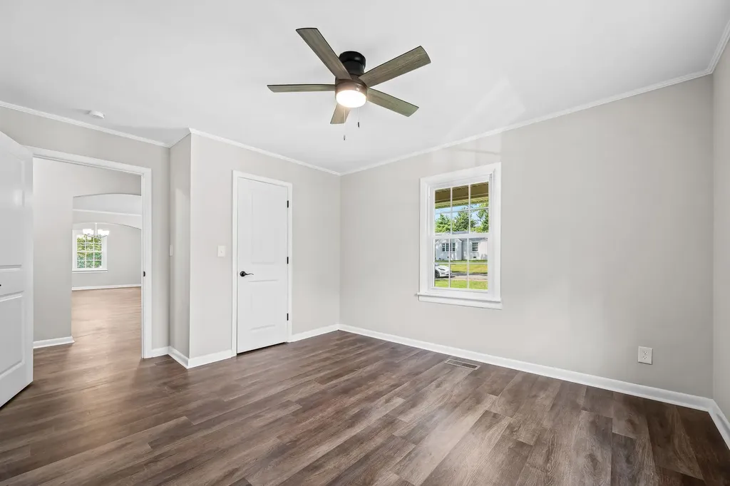 922 Mckellar Drive Tullahoma TN 37388