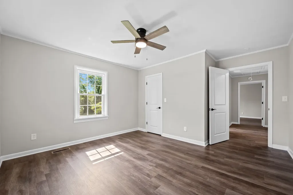 922 Mckellar Drive Tullahoma TN 37388
