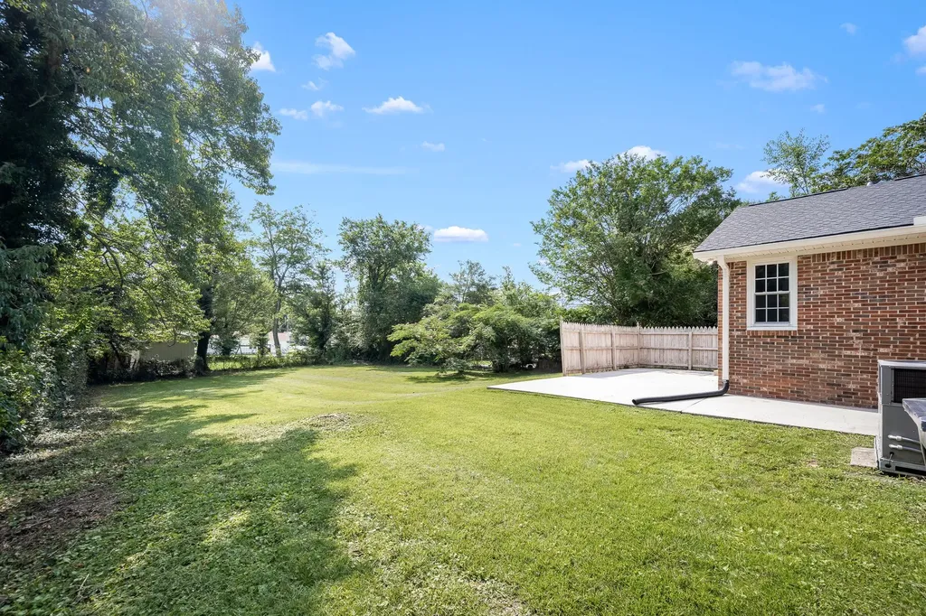 922 Mckellar Drive Tullahoma TN 37388