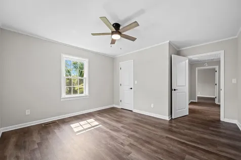922 Mckellar Drive Tullahoma TN 37388